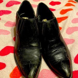 Vintage leather cowboy style boots by mootsies tootsies size 10